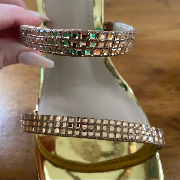 Gold Steve Madden Heels - Picture 6 of 6